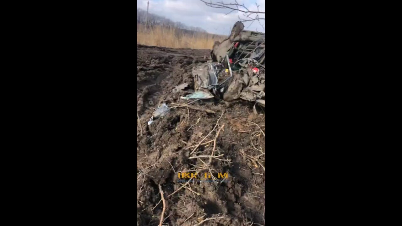π·πΊπΊπ¦ A column of Ukrainian troops was hit while withdrawing units from Bakhmut.