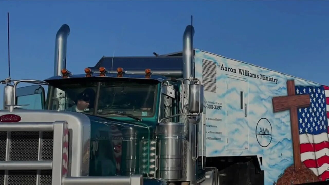 Freedom Convoy USA And The People’s Convoy Now More Than 7000 Vehicles And More Than 30 Miles Long!