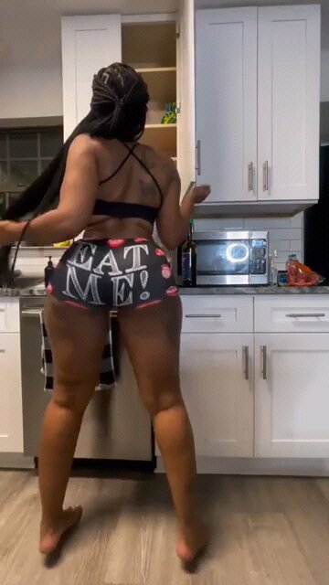 Kitchen Thick 🍑