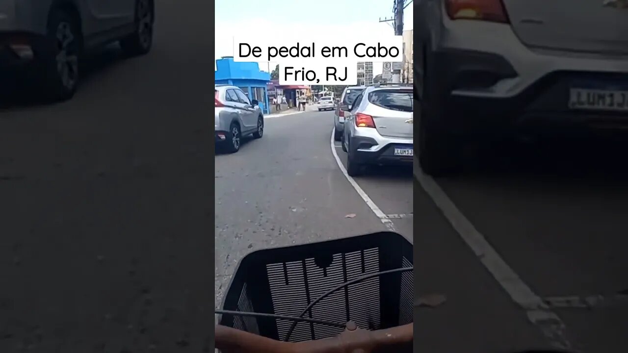 De pedal no centro de Cabo Frio, RJ. #shorts