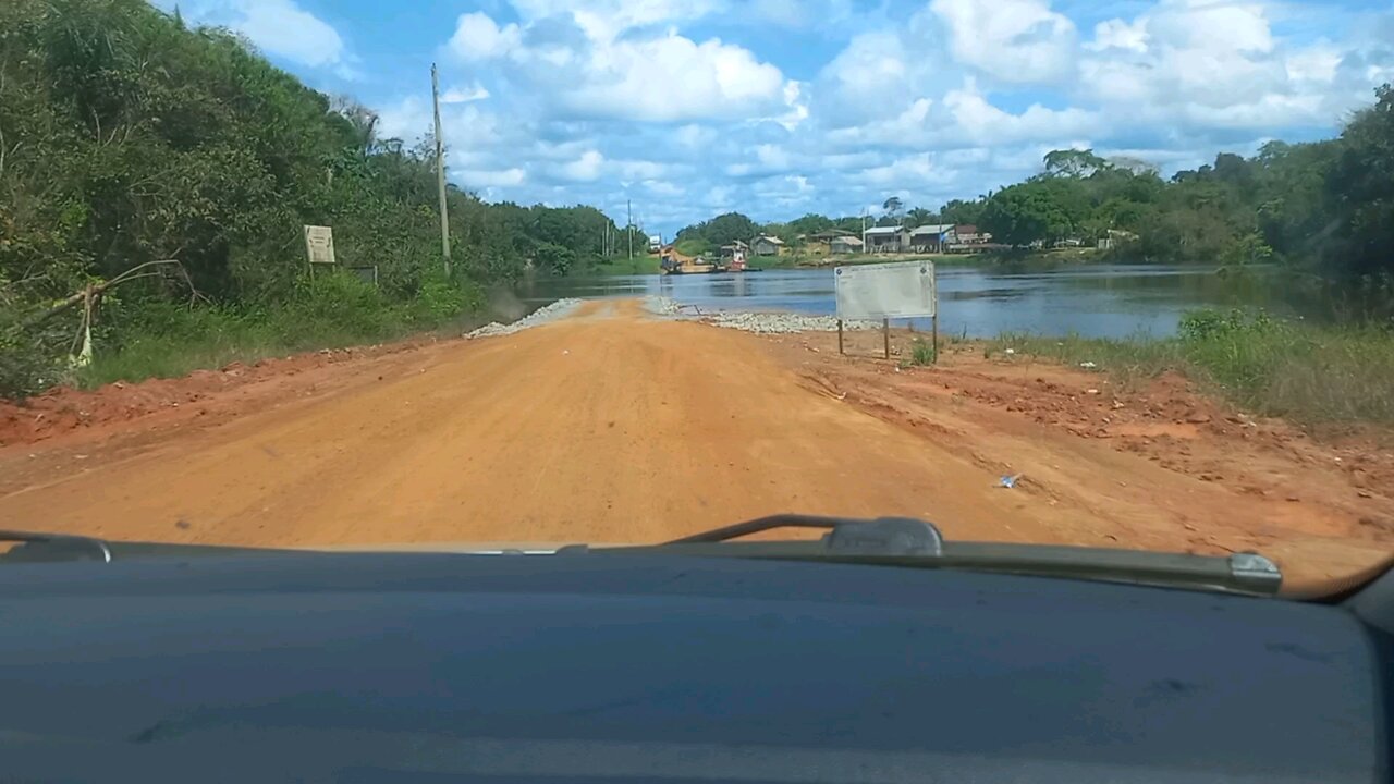 travessia do Rio Mucuim. 70 km de LABREA-AM