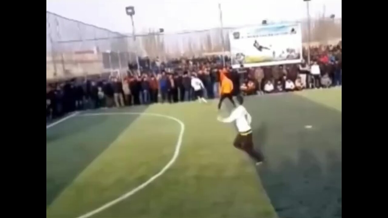 IQ Level funny moment in football