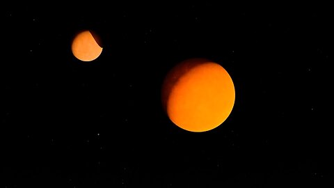 Supercomputer simulation on moon’s origin