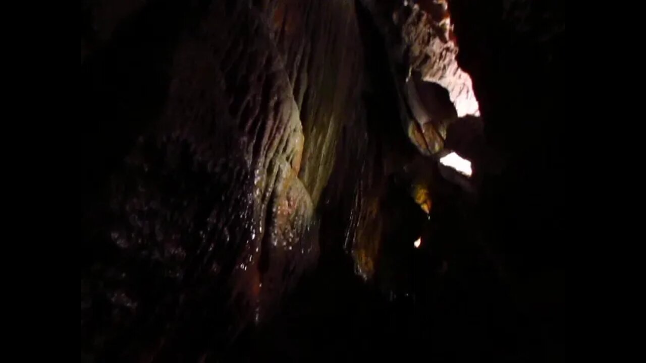 Linville Caverns near Linville Falls, North Carolina - walk with me, Steve Martin (4 of 5)