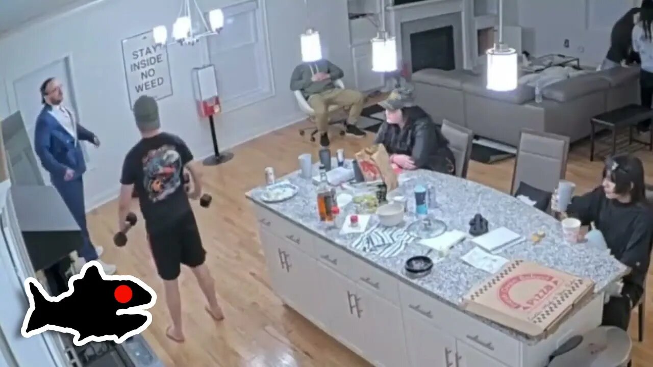 [fishtank.live - Day 5] Jason Goldstriker Teaches Jonathan Proper Form To Workout #fishtanklive