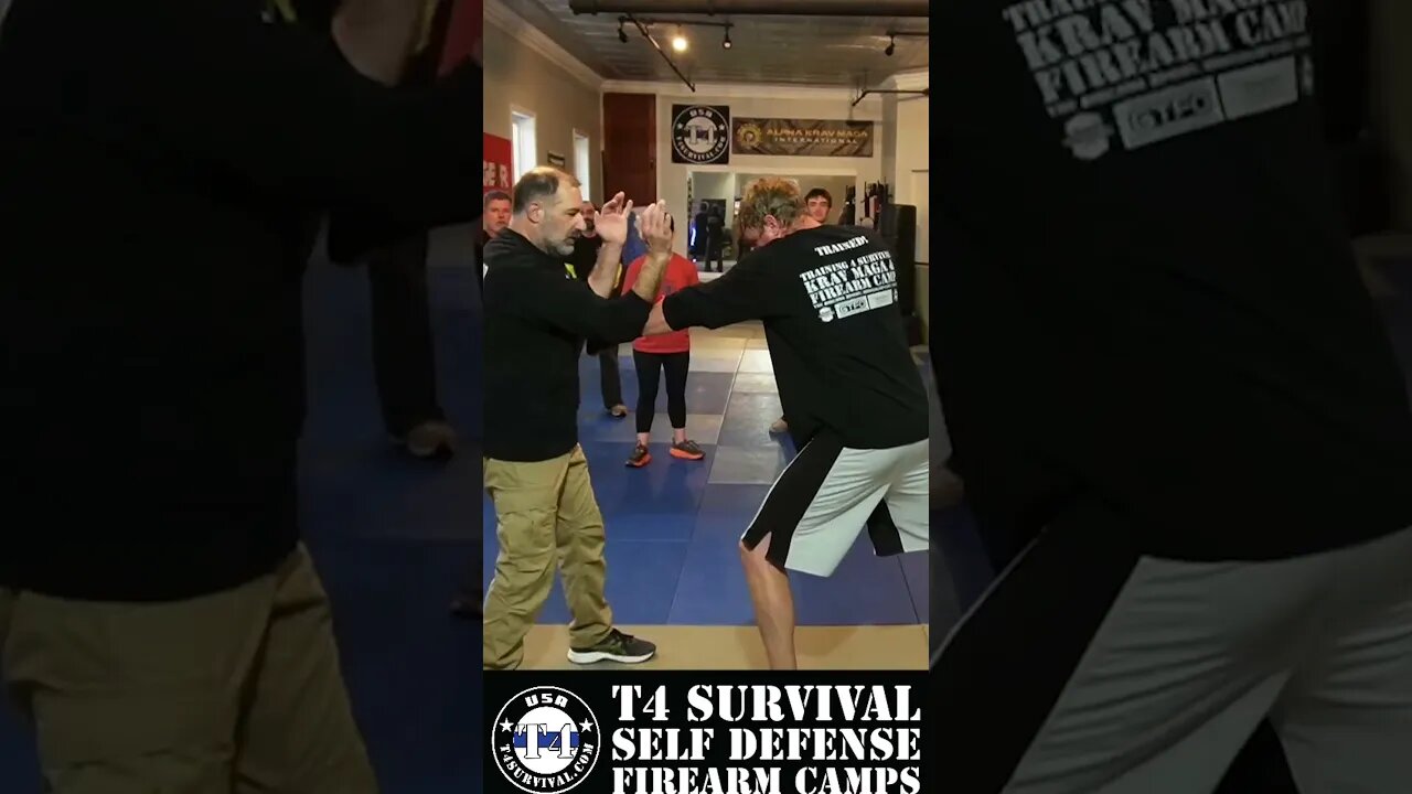 Blocking Punches! Inside Defense to block straight punches #kravmaga #selfdefense #martialarts #mma