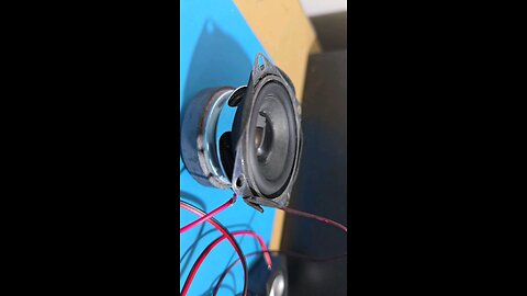 2 inch woofer exploding with bass 🤯