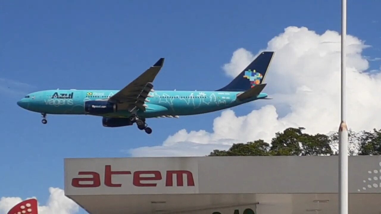 Airbus A330 PR-AIU na final antes de pousar em Manaus vindo de Campinas