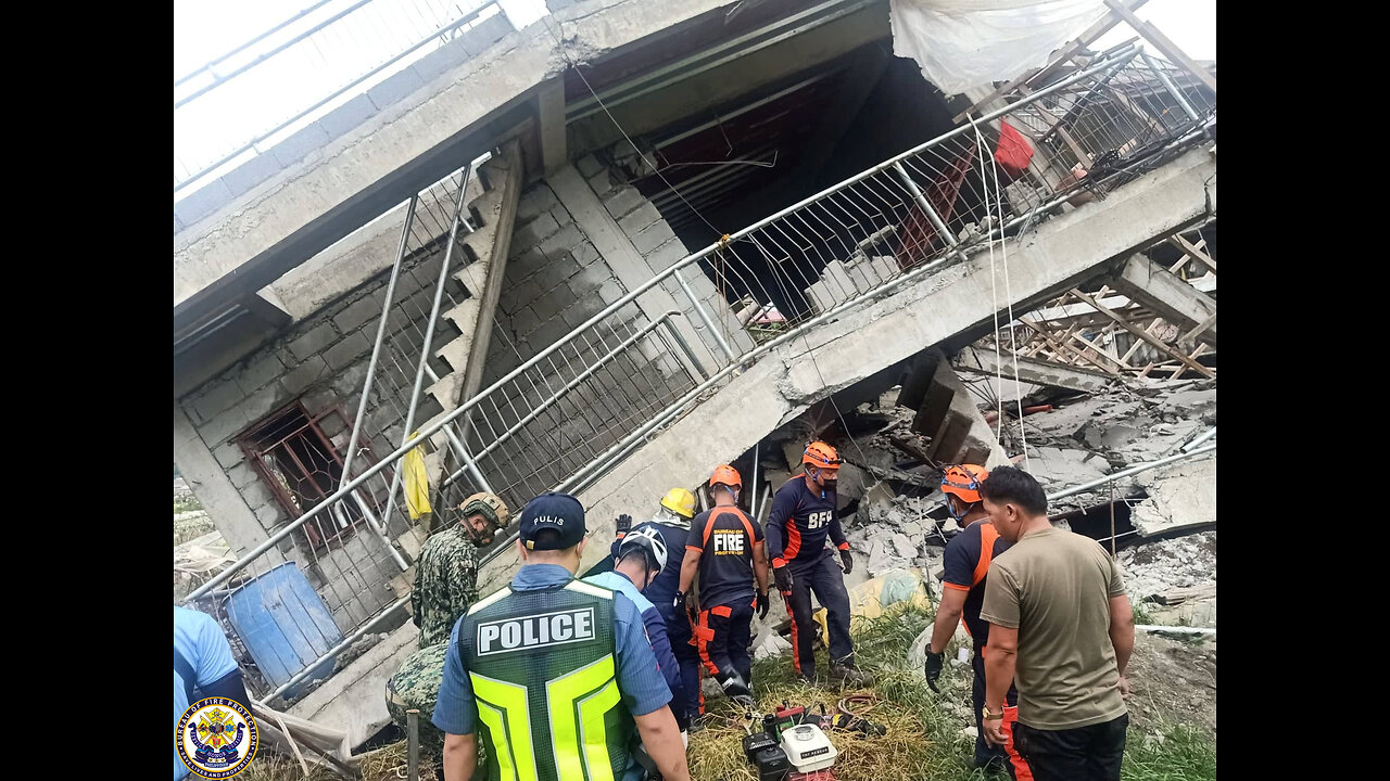 Magnitude 7.6 earthqake strikes Mindanao, Philippines