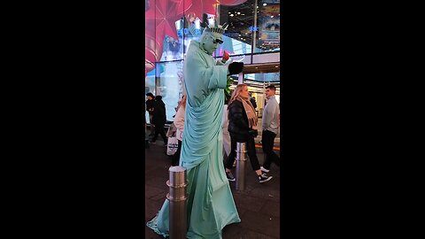 Statue of Liberty on Vacation