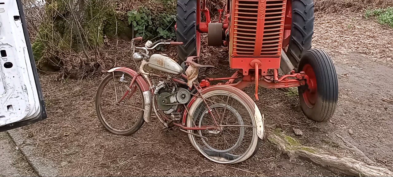 Just sold my 1948 Whizzer for 600 bucks