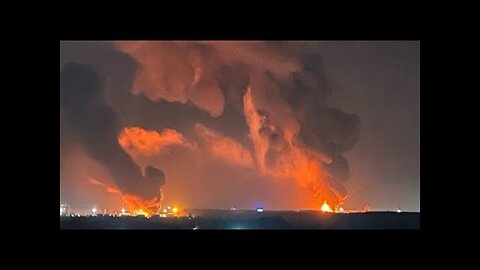 Ukraine shelled Russian territory with Himars at night - Footage taken by residents