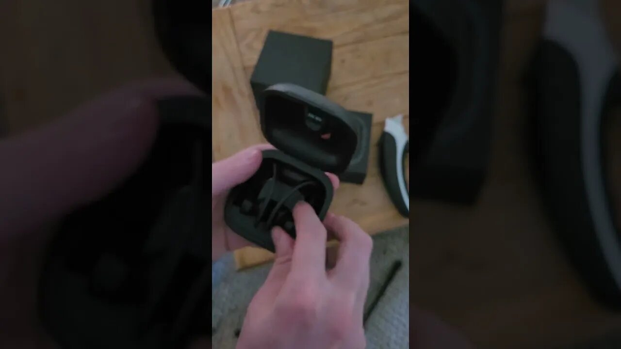 PowerBeats Pro Unboxing