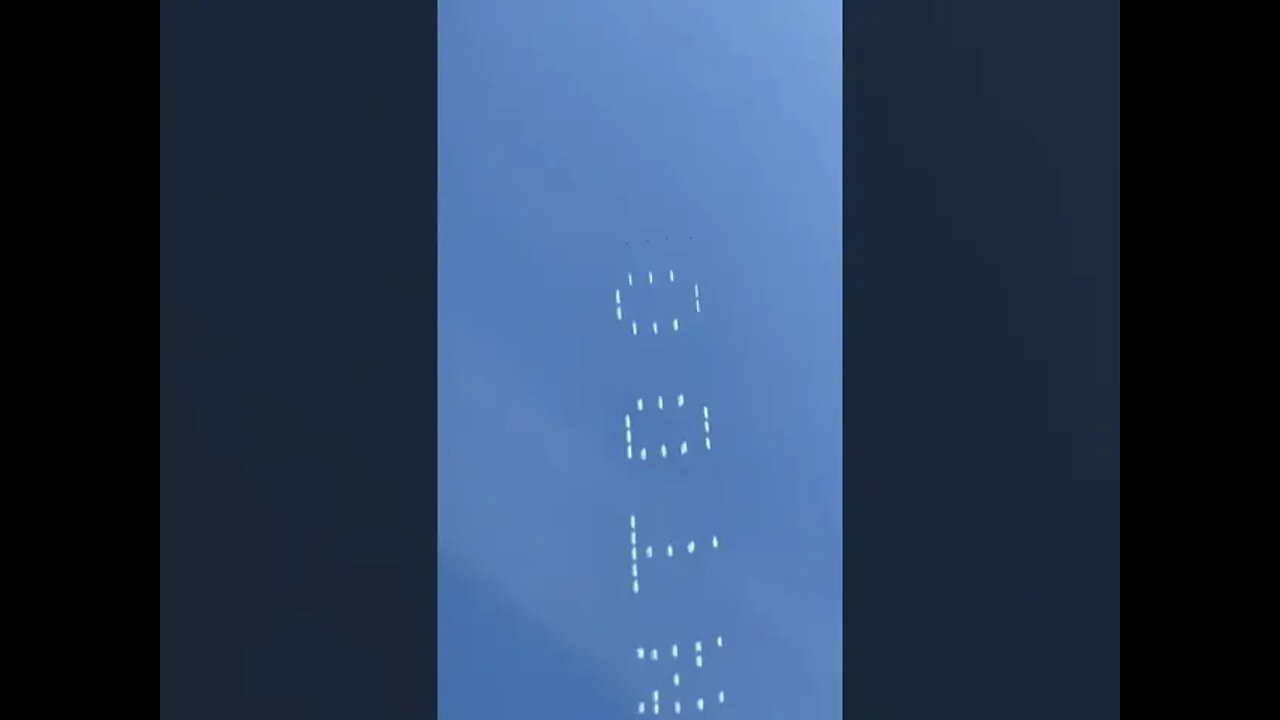 “The FINAL COUNT DOWN” Written in the Sky. Hamburg, Germany 🇩🇪 May 15, 2022