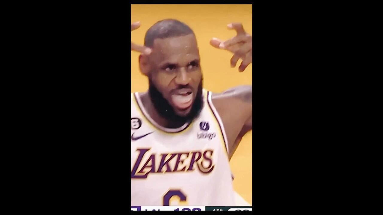 Lebron James DAGGER & Crowns himself