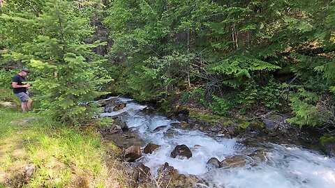 Kootenay Lake and Lost Ledge Campground