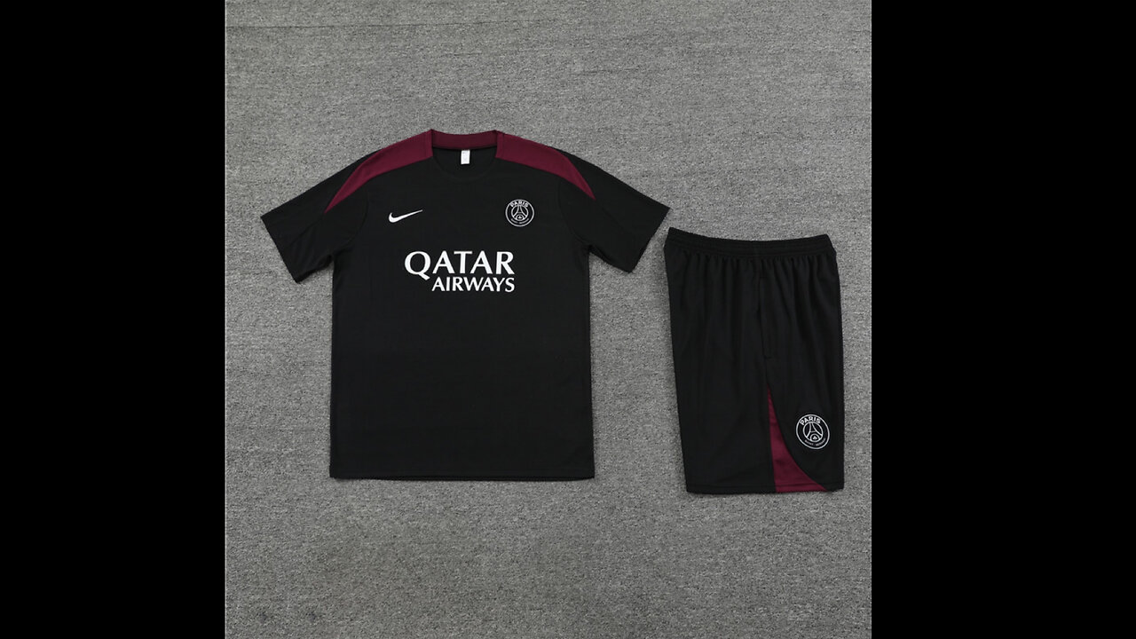 👉🏻⚽️ 2024/25 PSG Adult Black Short Sleeve Training Kit