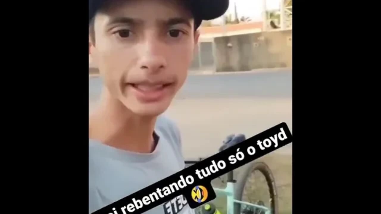 SAI ARREBENTANDO TUDO SO O TODDY ( NENEM DA GATA PRETA ) CHAMEI PRA TOMAR UM SORVETE (MEME) #shorts