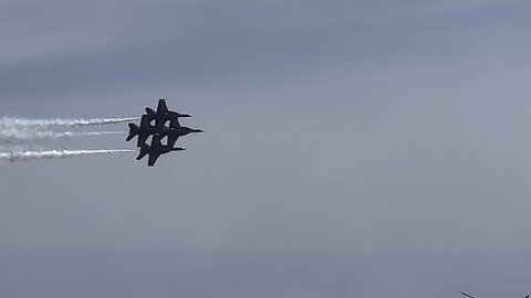 CNE Toronto Air Show 3. Loud noises alert