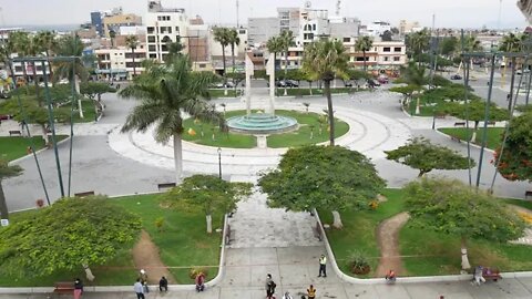 PLAZA DE ARMAS DE CHIMBOTE - PERÚ - 4K 30 FPS