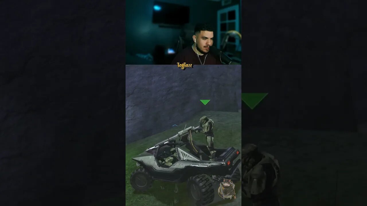 BOTH HANDS 10 AND 2 #gaming #funny #halo