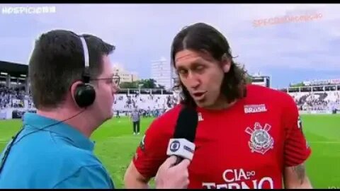 Cássio dando entrevista após tomar frango contra o fluminense. Kkk