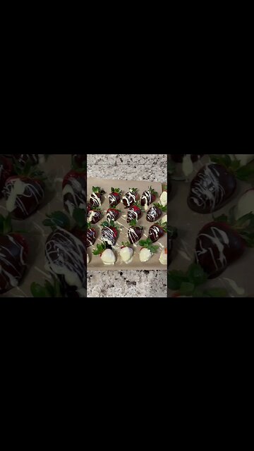 I’m set for Valentines Day! #keto #lowcarb #chocolatecoveredstrawberries