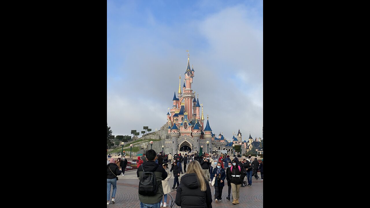 DISNEYLAND PARIS [2021] - Christmas