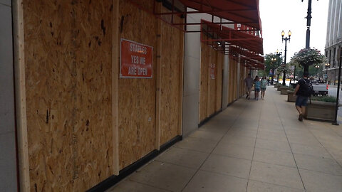 Chicago Businesses Boarding Up Property Ahead Of DNC