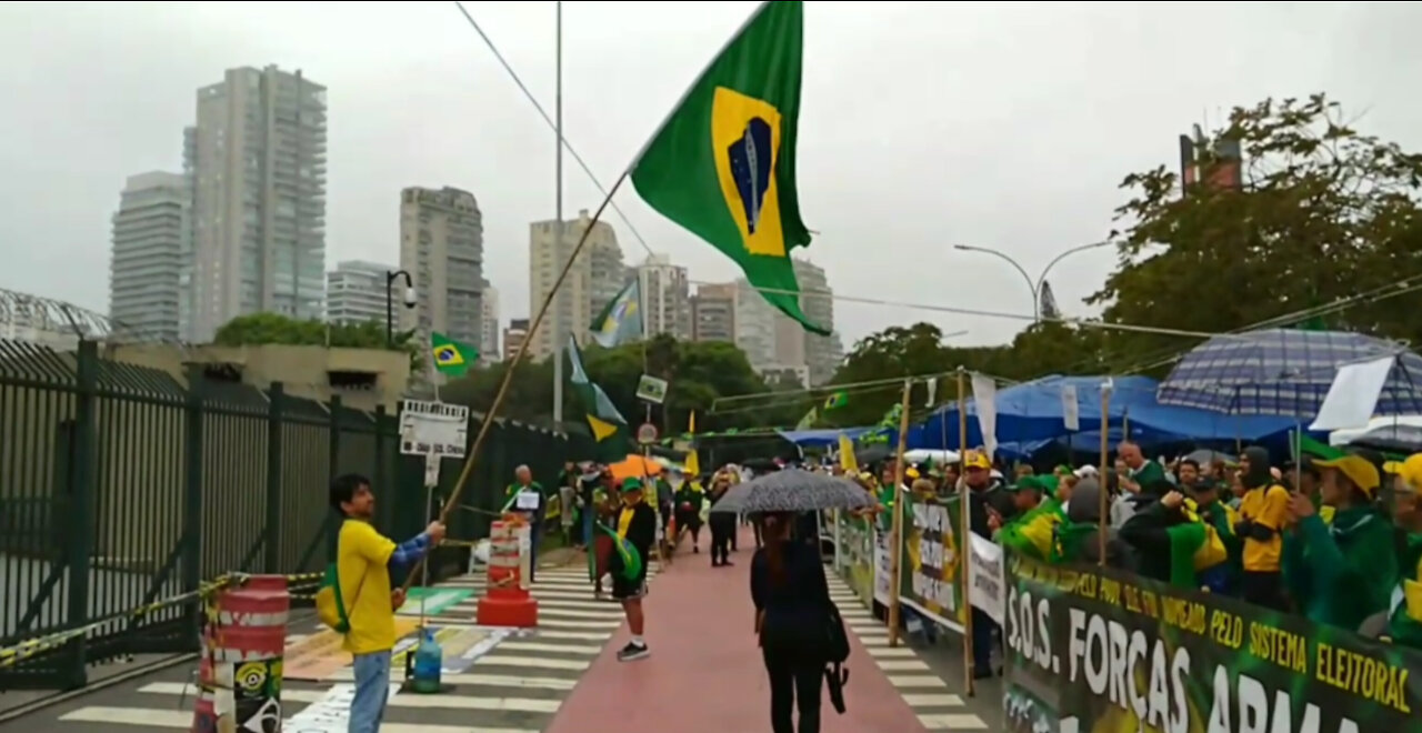 EI DITADOR VOCÊ NÃO SABE O QUE ESPERA NO COMANDO MILITAR DO SUDESTE IBIRAPUERA SP