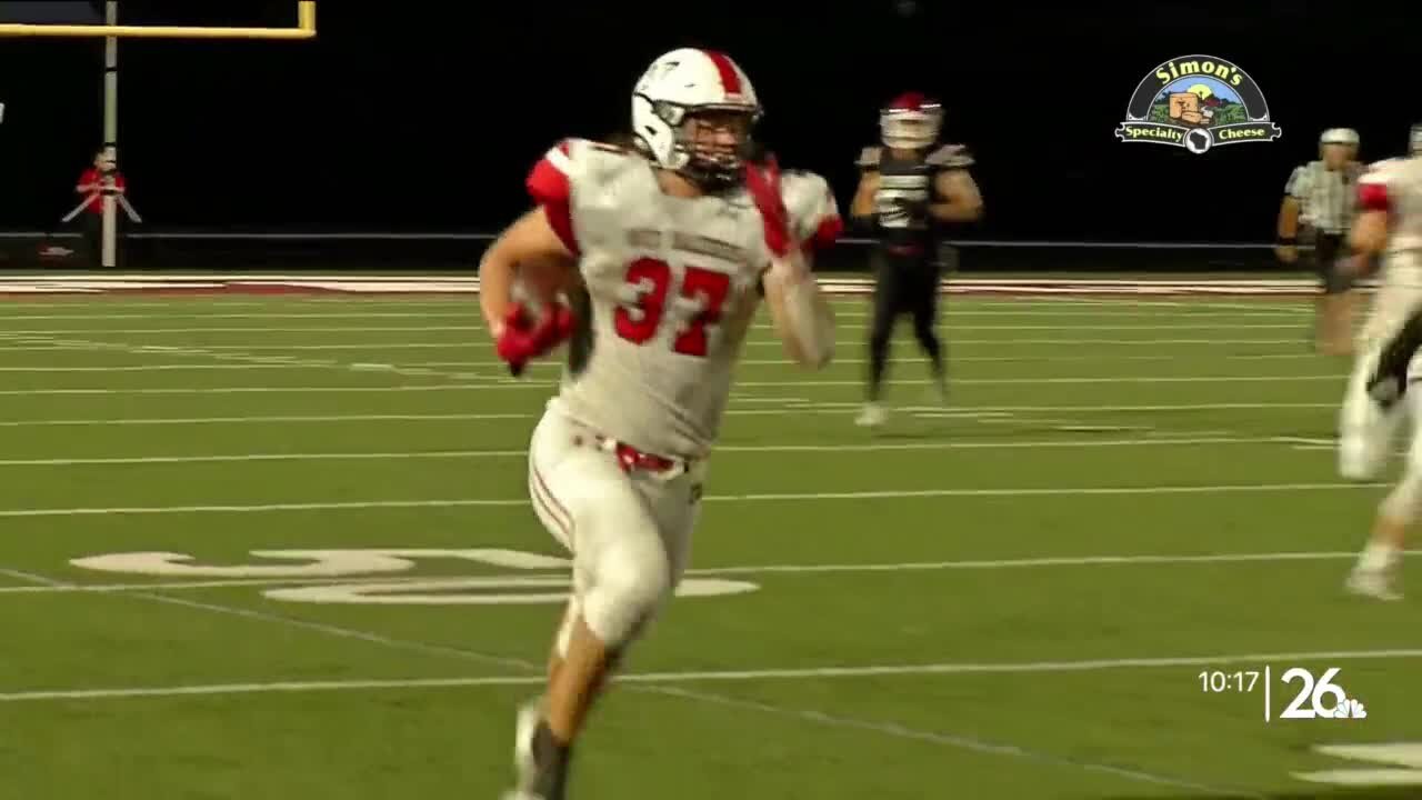 Friday Night Blitz: Pulaski hangs on to beat De Pere on 'Showdown'