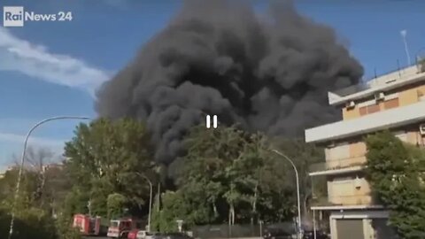 Latest updates about the fire in Rome italy confirmed it is close to the Vatican