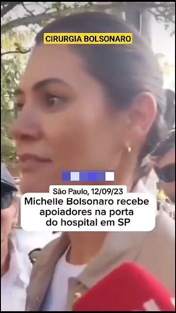 Na porta do hospital Bolsonaro de