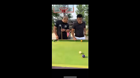 Funny video billiads .