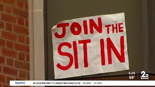 Students plan to protest school's police force plan