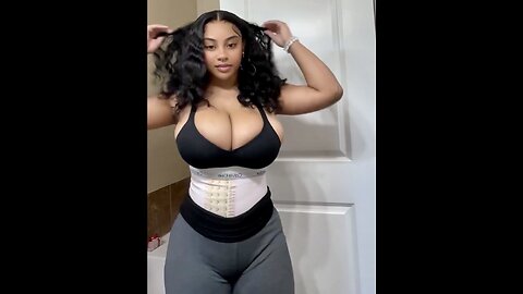 Jasmyn-black busty beauty