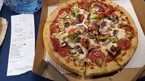$32.03 PIZZA 🍕 IS THE MUST EXPENSIVE FOOD BUT TASTY