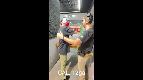 Tatuador Mauhe fazendo o curso OPERADOR DE PISTOLA 1 🎯 🔥 🔫