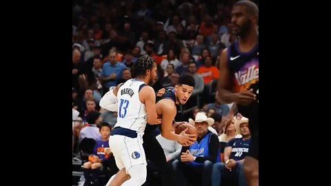 Booker recreates his Iconic photo