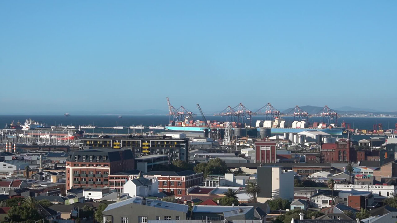 STOCK: Cape Town Harbour