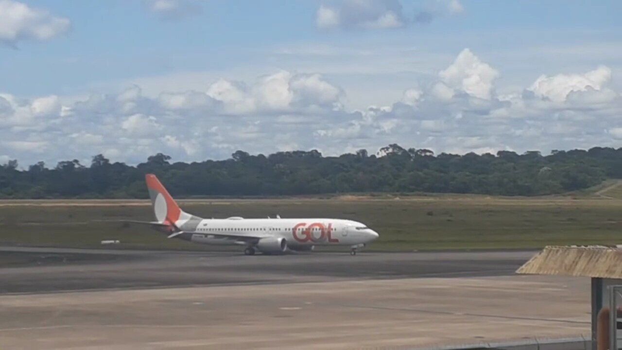 Airbus A321 PT-XMP taxia e decola para Fortaleza/Boeing 737 MAX 8 PR-XME chega de Brasília