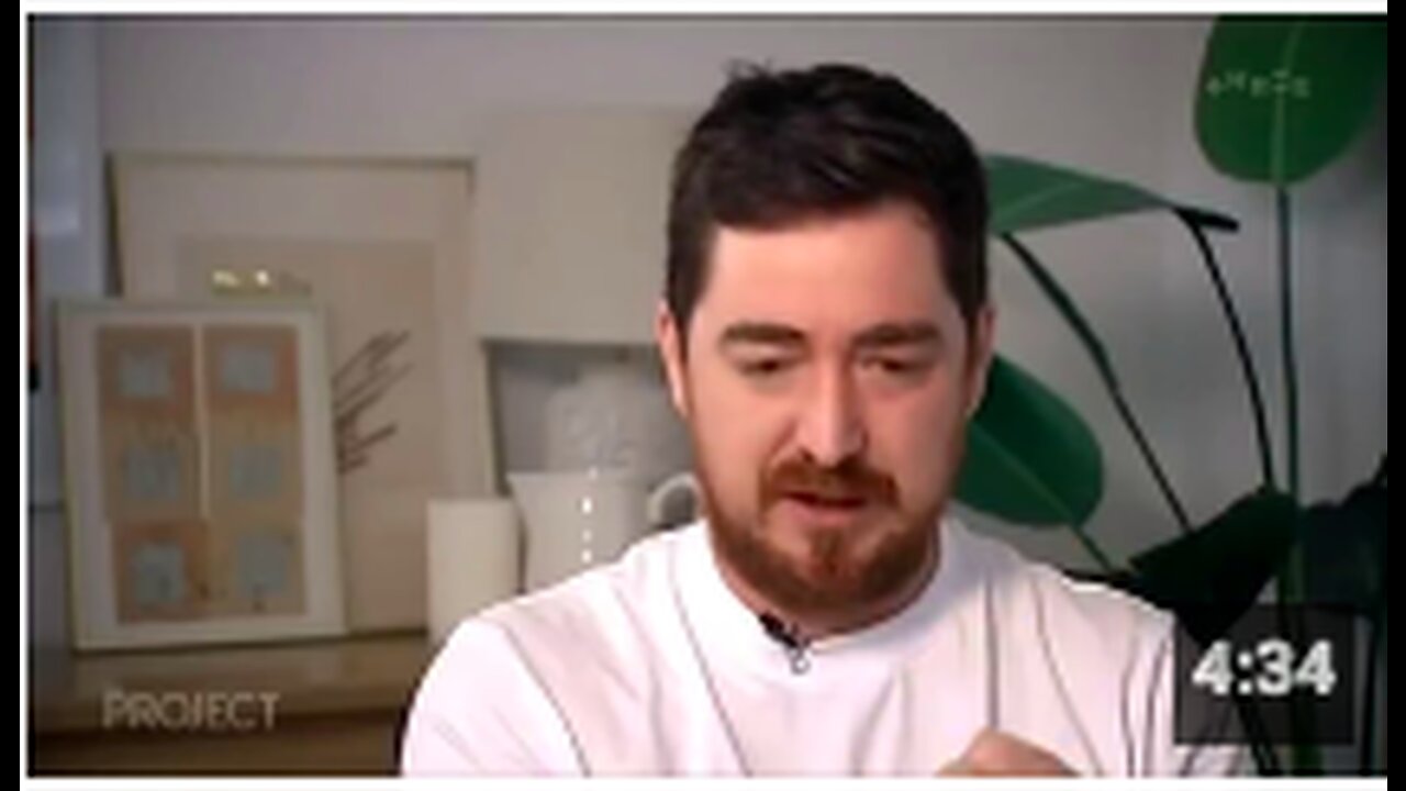 Brainwashed and Brain dead moron almost died after his Pfizer jab, but still believes in vaxxes