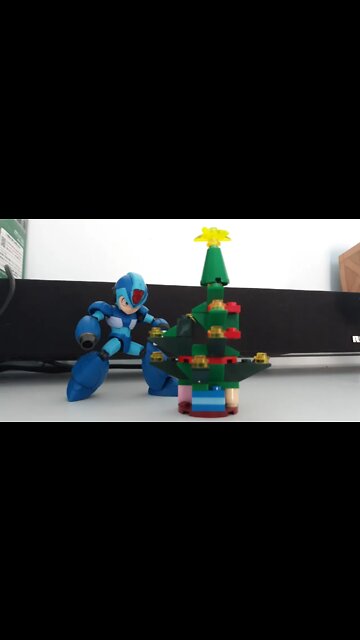 Mega Man X's Christmas surprise 😎Benjamillion