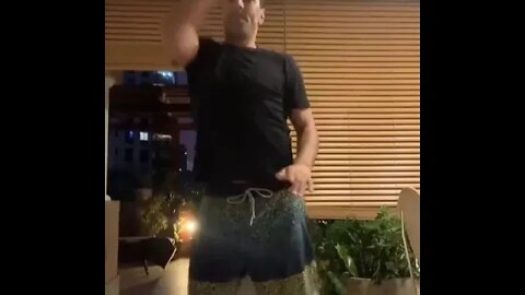 Edmundo dançando no Tiktok