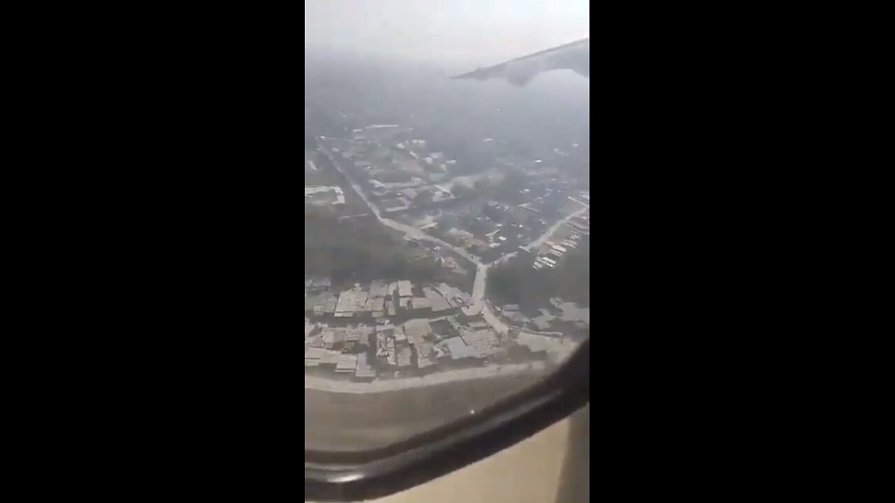 Man lives stream then plane cash