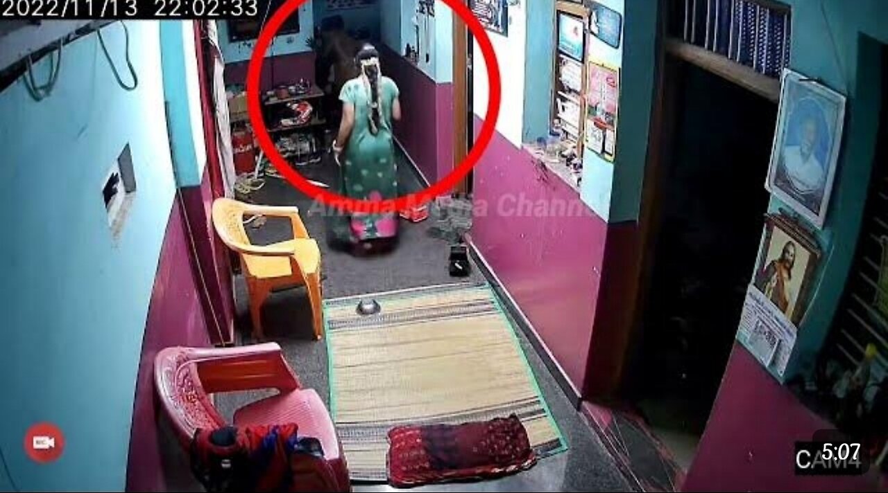 Horror Scary Real Ghost CCTV Camara recorded Don_t Miss