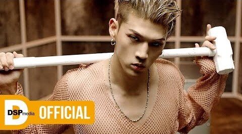 KARD - Dumb Litty M/V