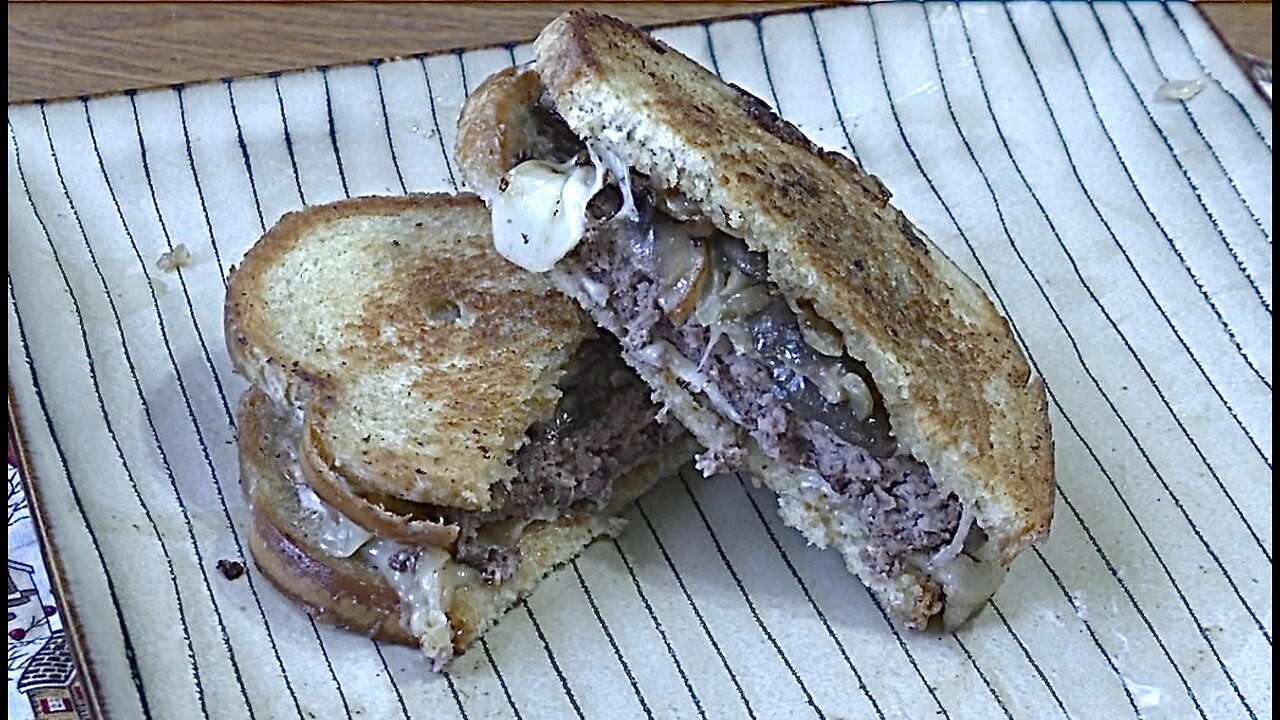 Mushroom Swiss Patty Melt