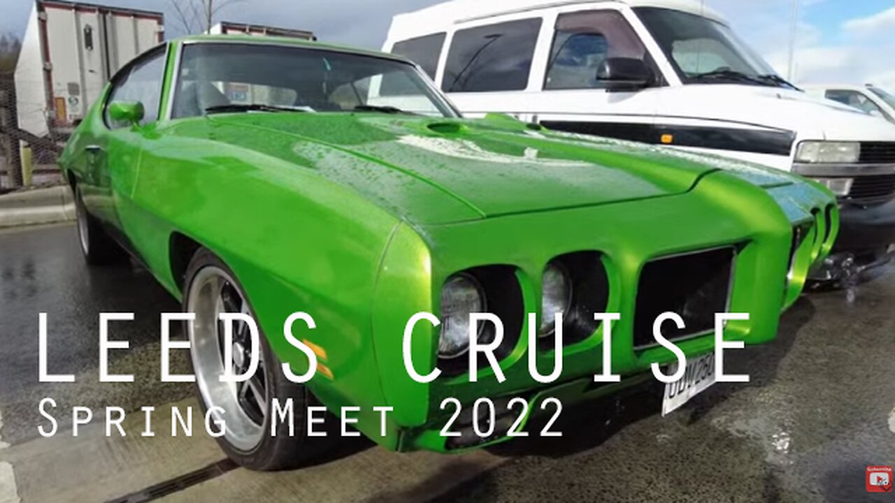 Leeds Cruise Meet April 2022 - American Hotrods, Trucks, Vans, Cars and my little old VW Bug!