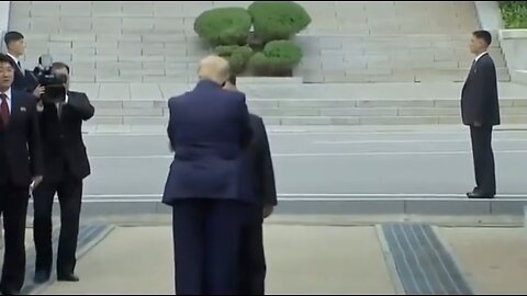 17 Steps into North Korea
